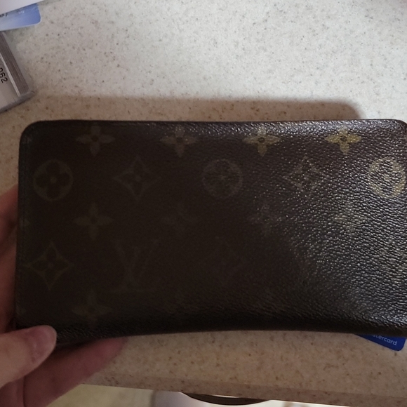 SOLD - Picture 2 of 4